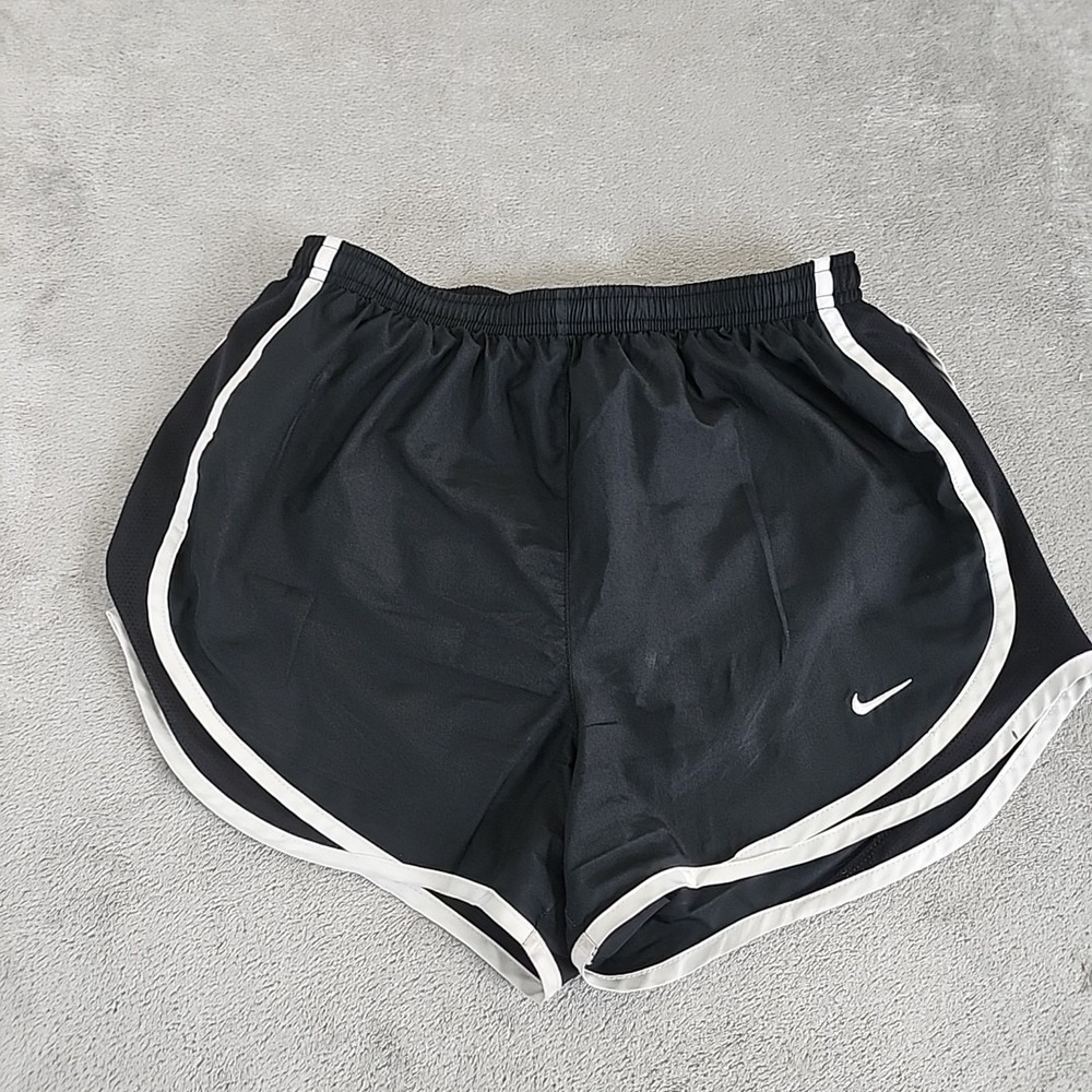 Nike Shorts Womens Small Black Dri-Fit Tempo Athletic Running Shorts‎ Lined